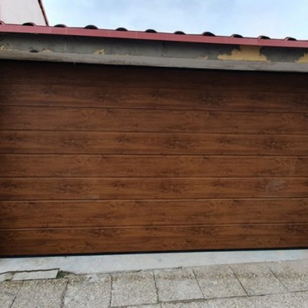 Sekční garážová vrata - Kyjov