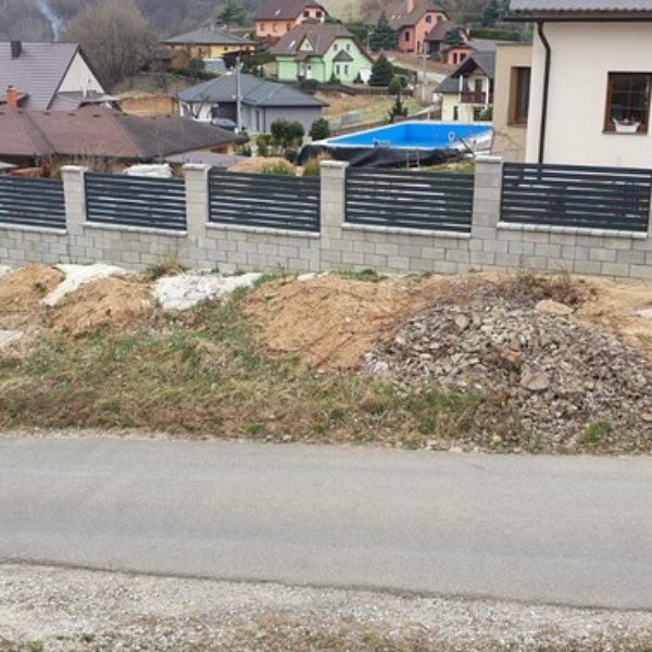 Plot s hliníkovou lamelovou výplní 90x20 - Bzenec